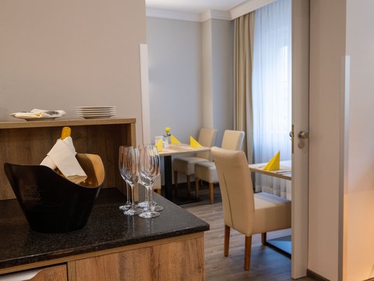 Frühstück im Hotel Admiral in Baden bei Wien